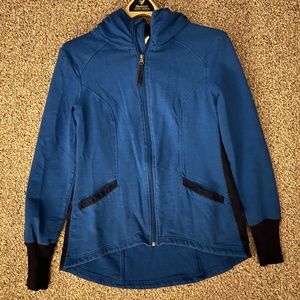 Two tone zip-up hoodie.